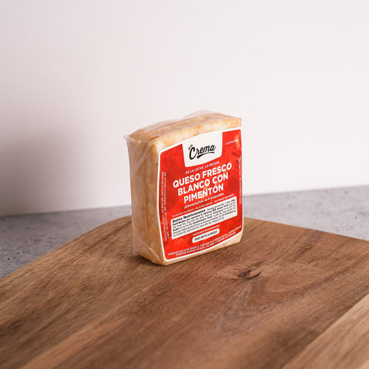 Queso Fresco Blanco con Pimentón | De la Crema